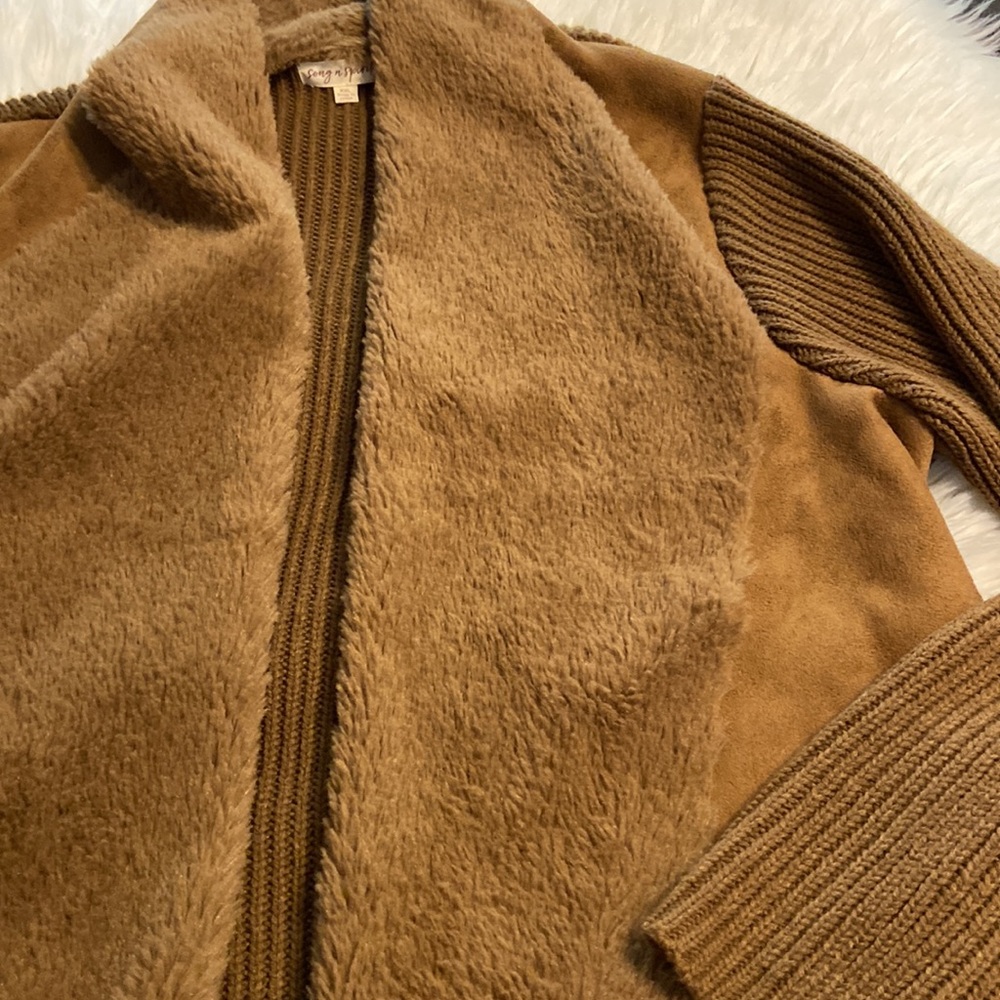 Song in Spirit XXL Jacket/ Cardigan brown color excellent condition - Picture 11 of 11